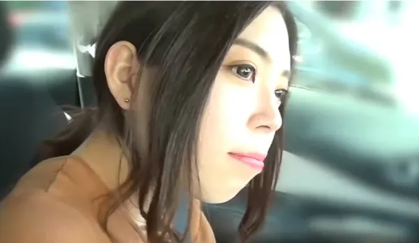 MILF Driver’s Restroom Quickie