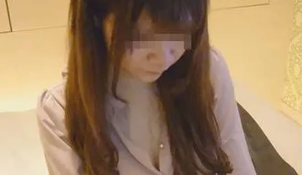 FC2PPV-4584276 Slender Wife Cheats on Husband to Pay Off Debts