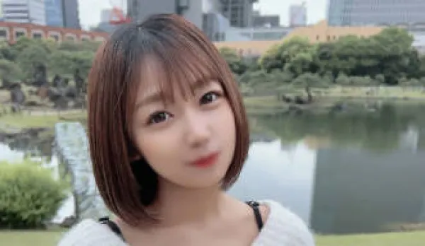 FC2PPV-3738478 Nail Tech from Beauty School