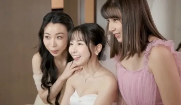 Bridesmaids Wu Mengmeng & Xia Qingzi Steal Friend's Groom – Gotta Fuck Him First!