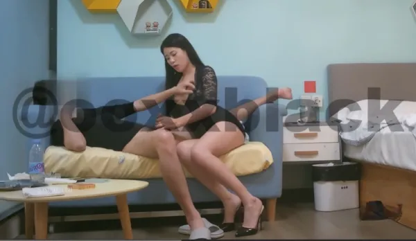 Music Student Part-Time Hot Model Sizzling Tall Sexy Body