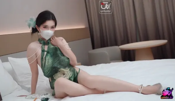 Qipao Housewife's Lustful Massage - Fox Not Demon