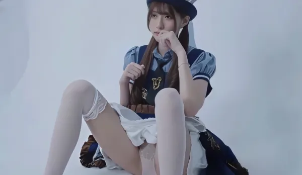 Model Trap Yin-Yang Contract Blackmails Campus Hottie