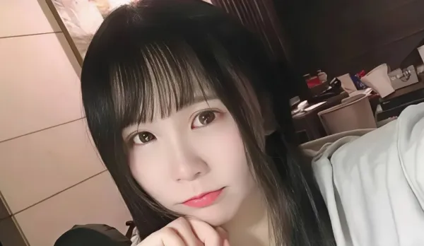 Cute Japanese Kawaii Girl Fucked in 5-Star Hotel