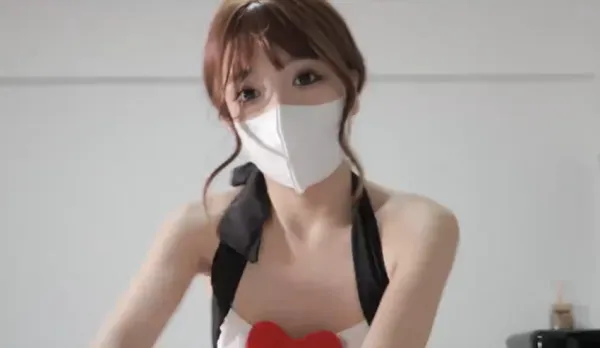 Creampie Premium Black Silk Fever GF Petite Taro