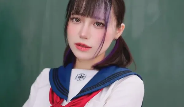 M-Sub Schoolgirl Exposed: Turned into a Fleshlight on Her First Day