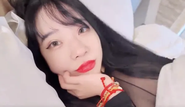 Younger Sister Going on Date with Boyfriend Asks Me to Check If Her Outfit Is Hot Enough and Warm Her Hole While We’re At It – Diandian Rouyuan Mei