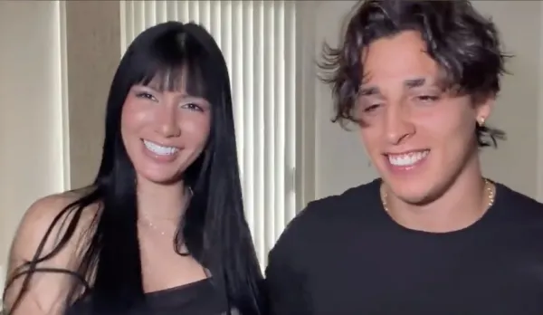 Arabian Fuck King Fucks the Girl Until She Climaxes and Twitches