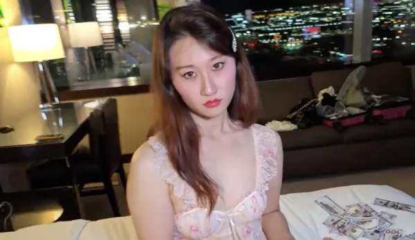 After Hitting the Jackpot in Vegas - Lin Qianye