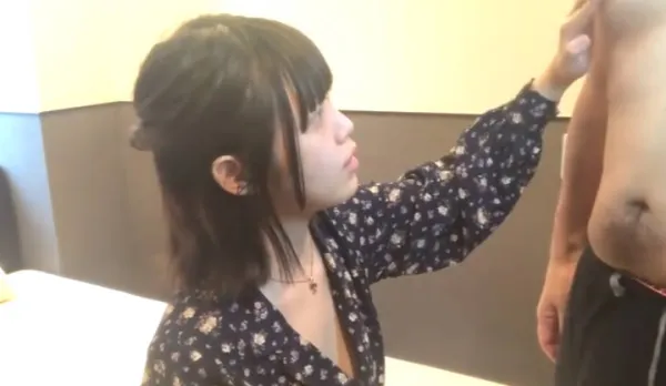 FC2PPV-2287557 Black Haired Innocent Girl