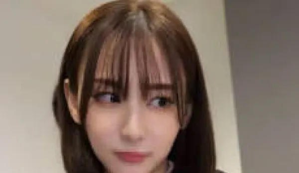 FC2PPV-4647842 Hypersensitive Pervert Bitch Who Pisses Her Pants