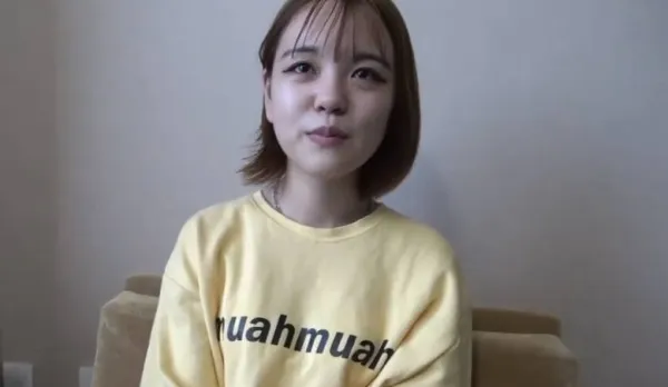 FC2PPV-3105678 Shocking Beauty with Potential Idol Face