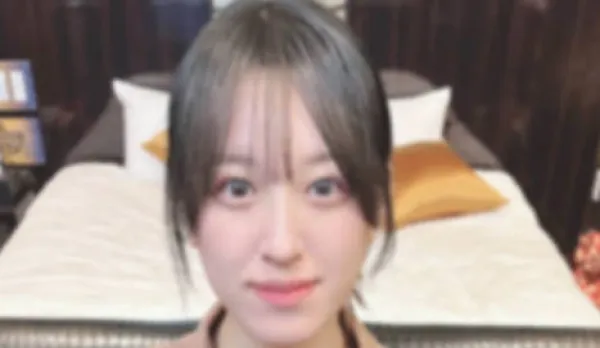 FC2PPV-4605182 Cute Smile and Tight Pussy