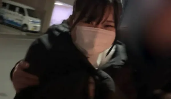 FC2PPV-4619584 She's Cute and Super Sensitive