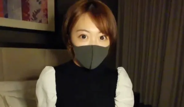 FC2PPV-2701563 Date with Busty Housewife