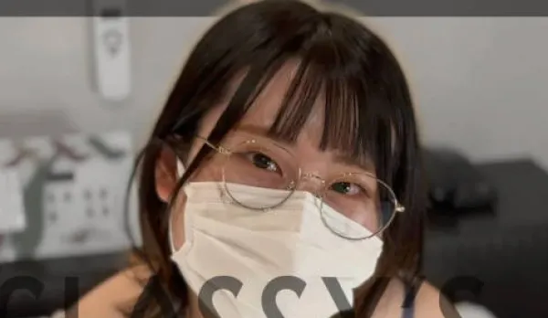 FC2PPV-4608943 Continuous Cumshots in Japanese Big Tits Glasses Girl's Mouth