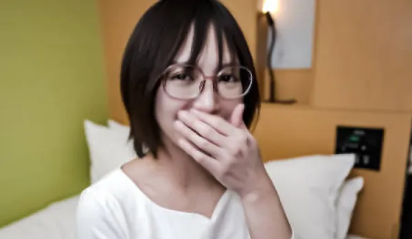 FC2PPV-3305003 Glasses-Wearing Hardworking Slut