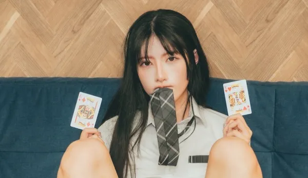 Saki's Wild Cum Challenge