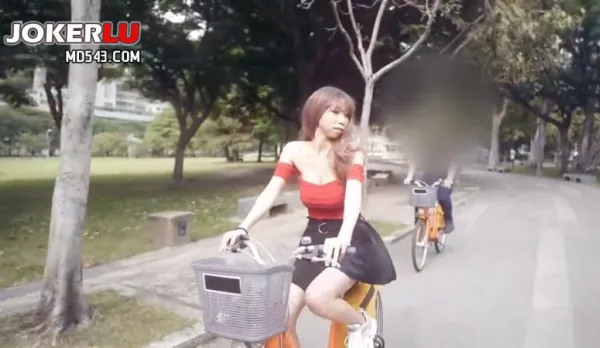 DS-0005 Voyeur Pervert Meets Horny Nympho and Gets Drained Bone-Dry