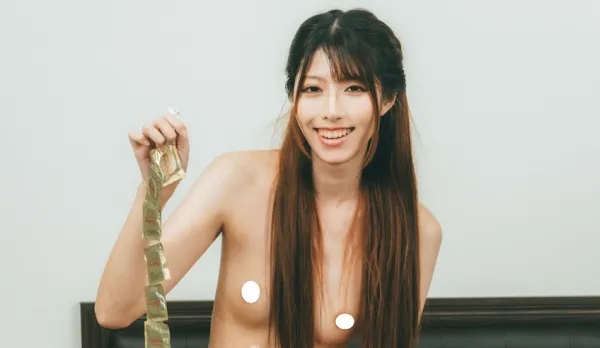 Fallen Angel Saki: Slutty Delivery Girl Takes Control 2