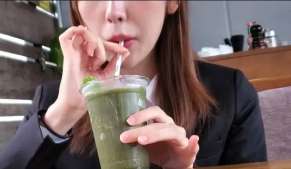 FC2PPV-1515992 New Insurance Saleswoman