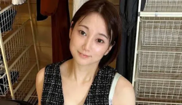 FC2PPV-4607072 Neighbor Beauty Housewife's Naughty Night Life