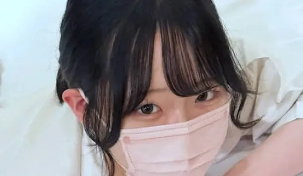 FC2PPV-4692702 SSS-Class Pale Pure Beauty Strips Bra Off Vibrator Fucks Her To Squirting Orgasm