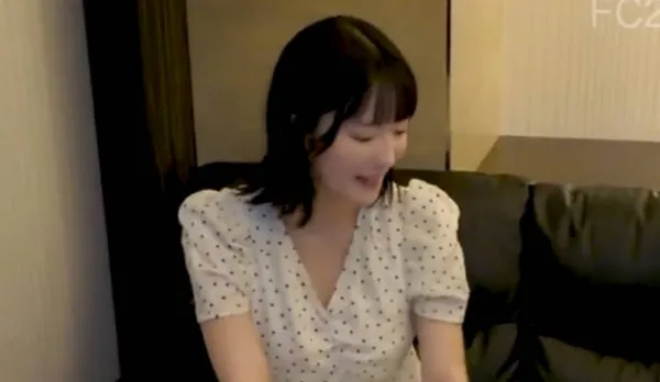 FC2PPV-3697801 Snow-White Skin F-Cup Beauty