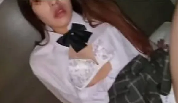 FC2PPV-1823399 Girl Stays Overnight at Stranger's for Cash and Lodging