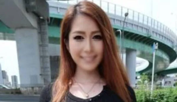 Sexy Nail School Teacher