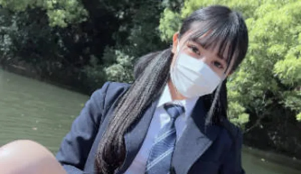 FC2PPV-3688467 Student Has a Secret She Can't Tell Anyone