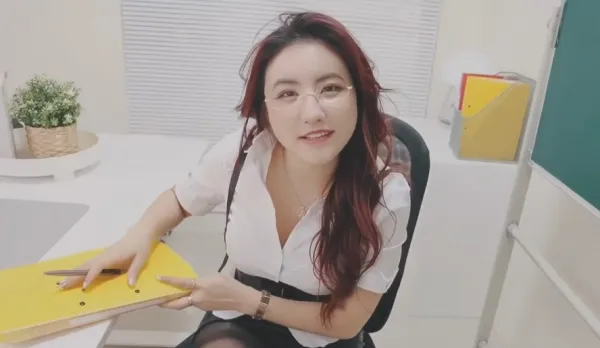 Slutty Principal Fee Jona's Classroom Fuckfest with Buff Athletic Studs