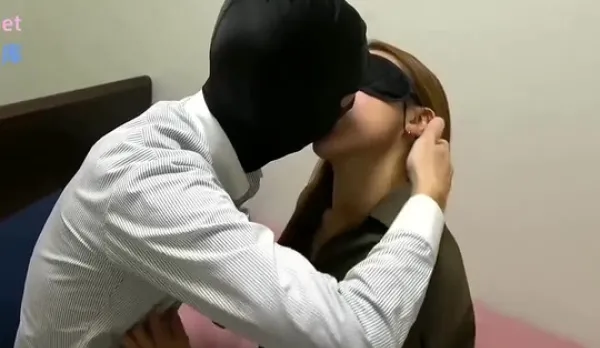 FC2PPV-1009243 Cheating Hotwife Sara Invites Stranger Cock for Affair Smiles Welcome Enjoys M's Body During Work Break Creampie and Cumshot Ultimate Satisfaction