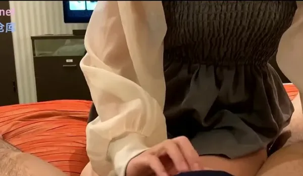 GF Cleans Up Her Own Creampie