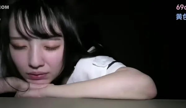 FC2PPV-3138729 Innocent Girl’s Year-End Double Creampie Climax Shakes
