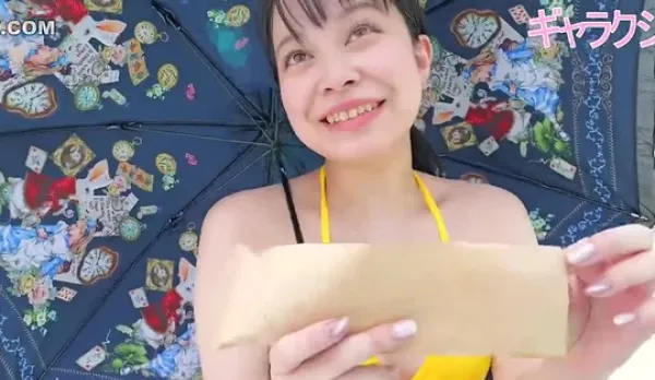 FC2PPV-4685185 Girl's First Bikini at the Summer Beach Ends in a Hard Fuck and Cumshot
