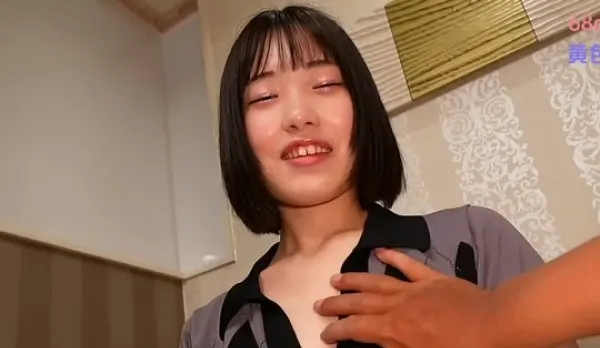 FC2PPV-4964144 Slim Former Streamer Beauty's Hard Fuck Near the Station