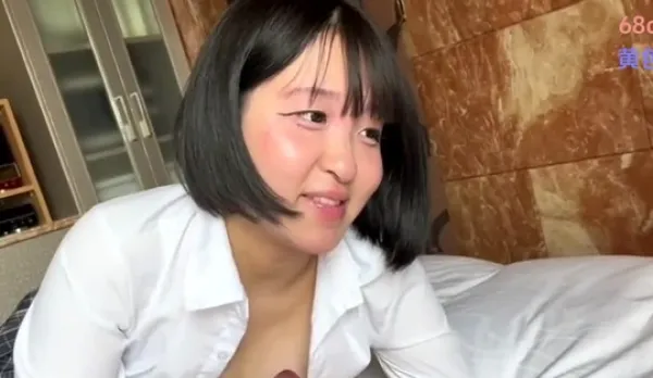 FC2PPV-4716362 Black-Haired Beauty in Uniform: Deep Kissing for a Creampie, Giving In