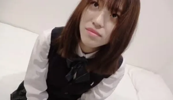 FC2PPV-4520477 170cm Tall Babe Buys Strawberry K Lingerie for Cash