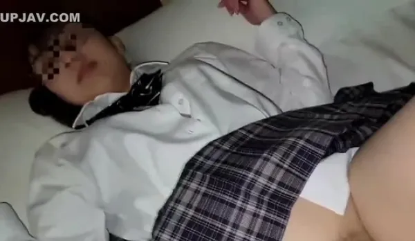 FC2PPV-3861290 Glasses Honor Student Hotel Secret Filming Tragic