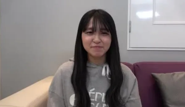 FC2PPV-4692690 Spoiled Brat Girl Masters Teasing Old Men, Pumps Massive Cum into Her Sensitive Body