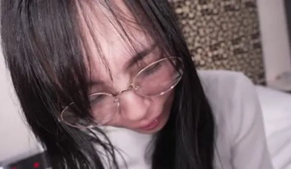 FC2PPV-4436948 Reclusive Unsellable Manga Artist Aunt