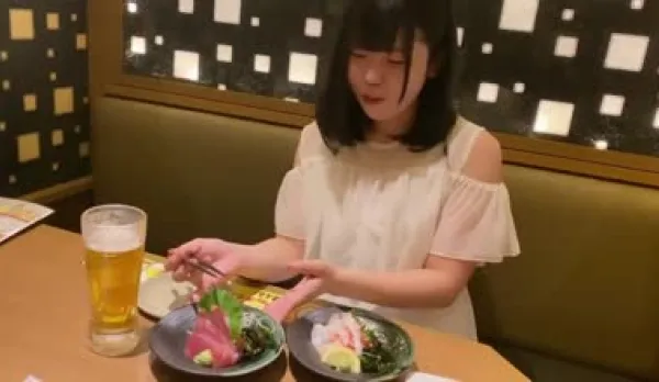 FC2PPV-4382850 Pale Skin Black Hair Pure New Office Lady