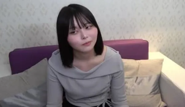 FC2PPV-4698804 College Girl with Little Experience with Men