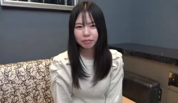 FC2PPV-4235491 Black-Haired Beauty Renka-chan