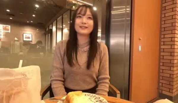 FC2PPV-4207681 Black-Haired Pure Idol-Level Nogizaka-Type Beauty