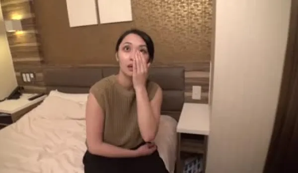 Gorgeous Wife with Seductive Body and Insatiable Lust