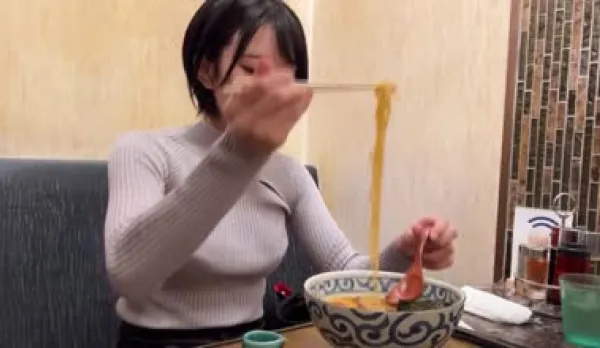 FC2PPV-3249673 Cute Ramen Girl