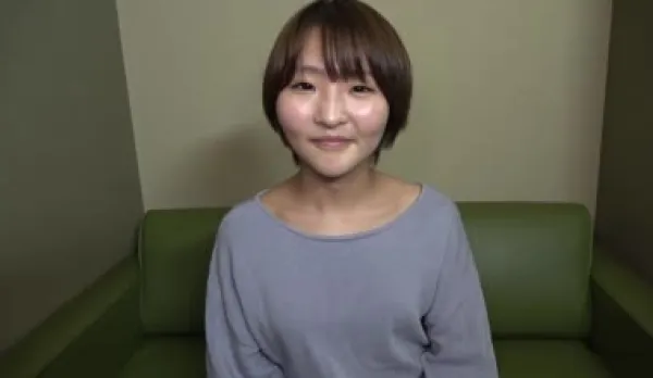 FC2PPV-3262496 Short-Haired Girl with Clear Innocent Eyes