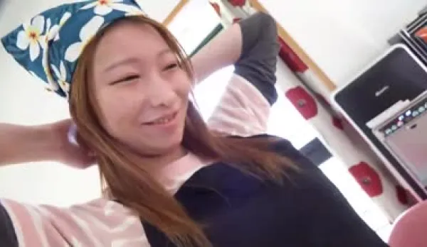 FC2PPV-3199230 Hot Bar Star Babe Revels in Wild 3P Orgy